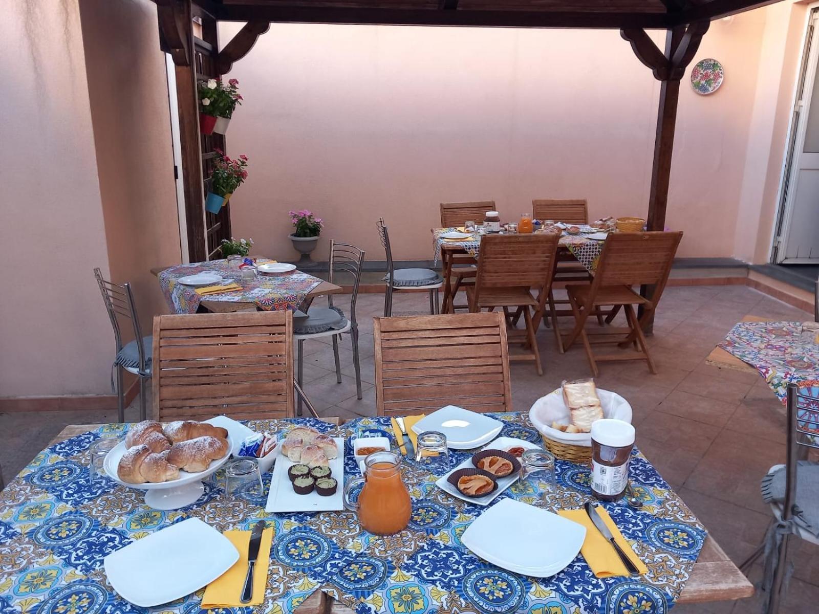 B&B Villa Letizia Inn Castelbuono (Sicily) Exterior foto